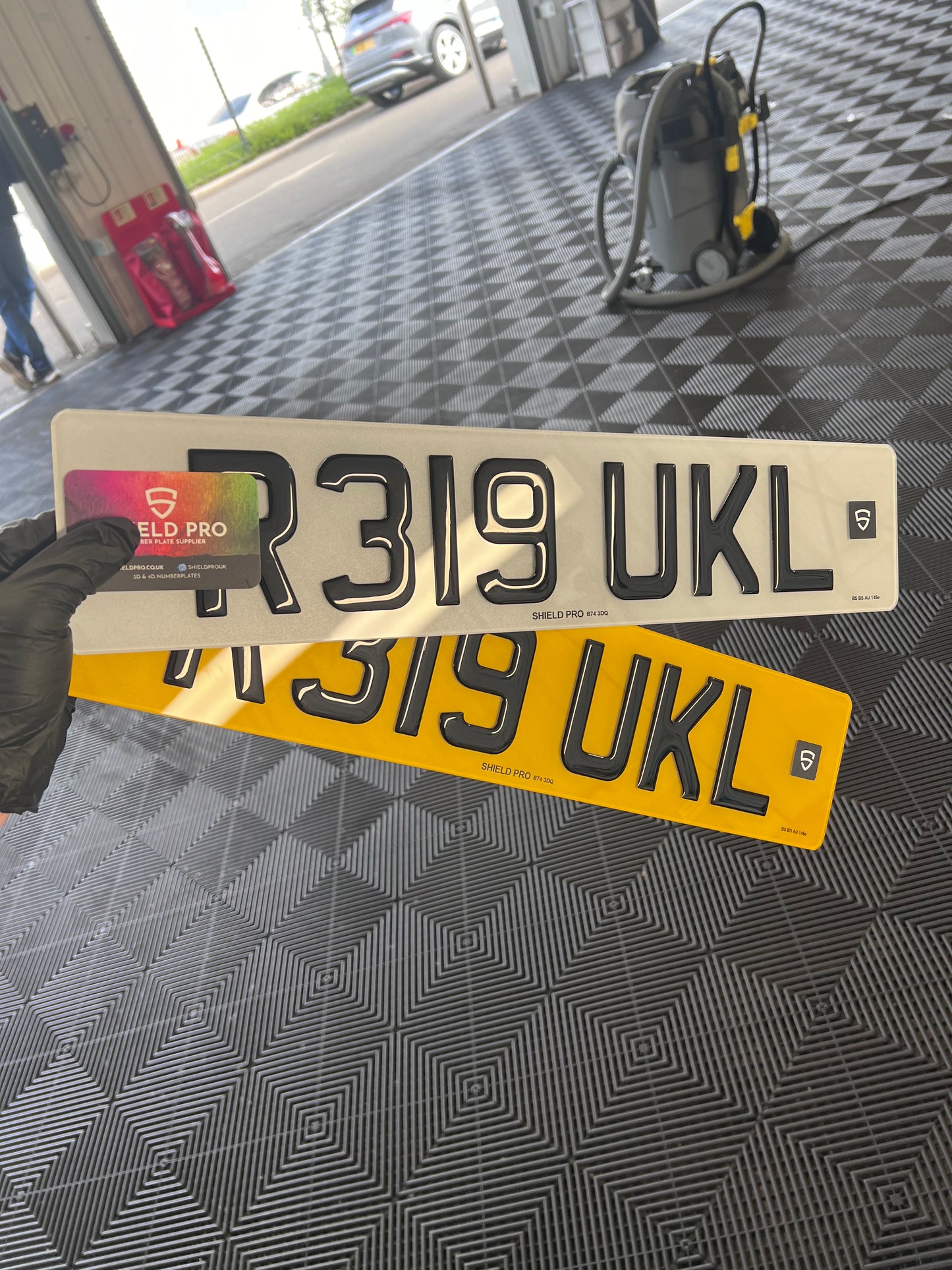 3D Black Gel (Front & back)
